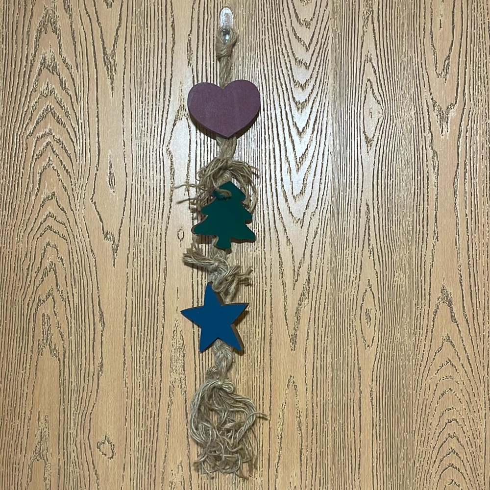 ✨3/$25✨ “I Love Christmas” Wall Hanging ❤️🎄⭐️